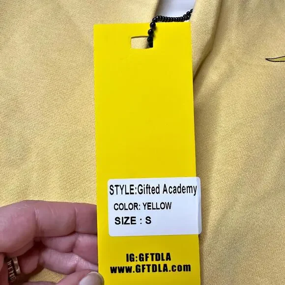 NWT GFTD LA Gifted Academy Yellow Pullover Hoodie Men’s S